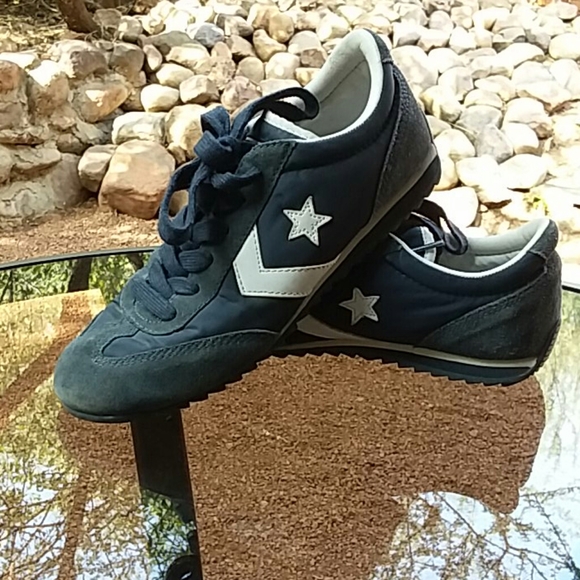 vintage converse tennis shoes